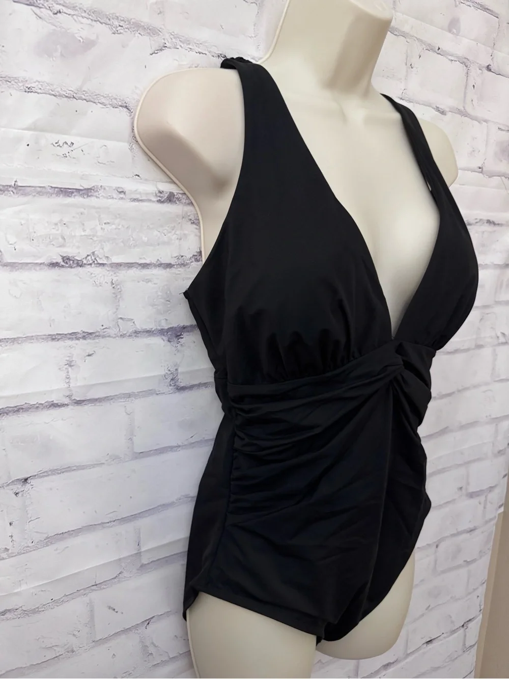 SHAPELLX size Large Black One Piece Slimming Swimsuit New W Tag - Picture 2 of 9